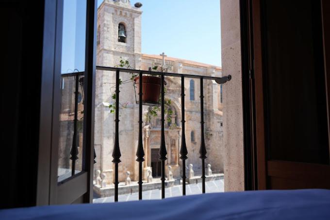 Apartamentos Turisticos Empecinado Roa Bagian luar foto